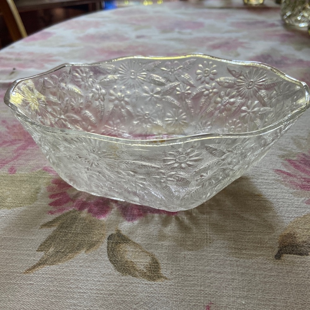 Vintage Pressed Clear Glass Round Bowel 7.5”